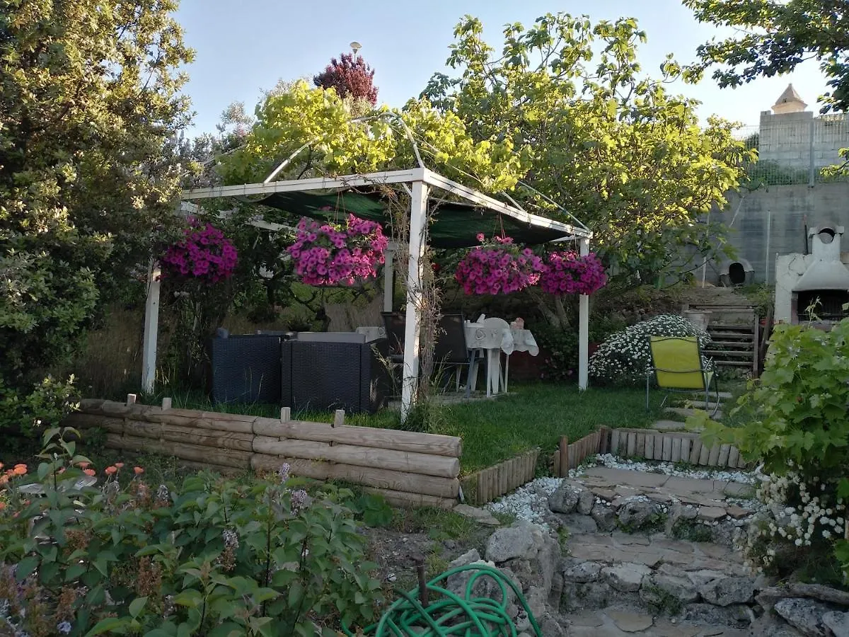 Nonna Dora Bed & Breakfast Muros Italy